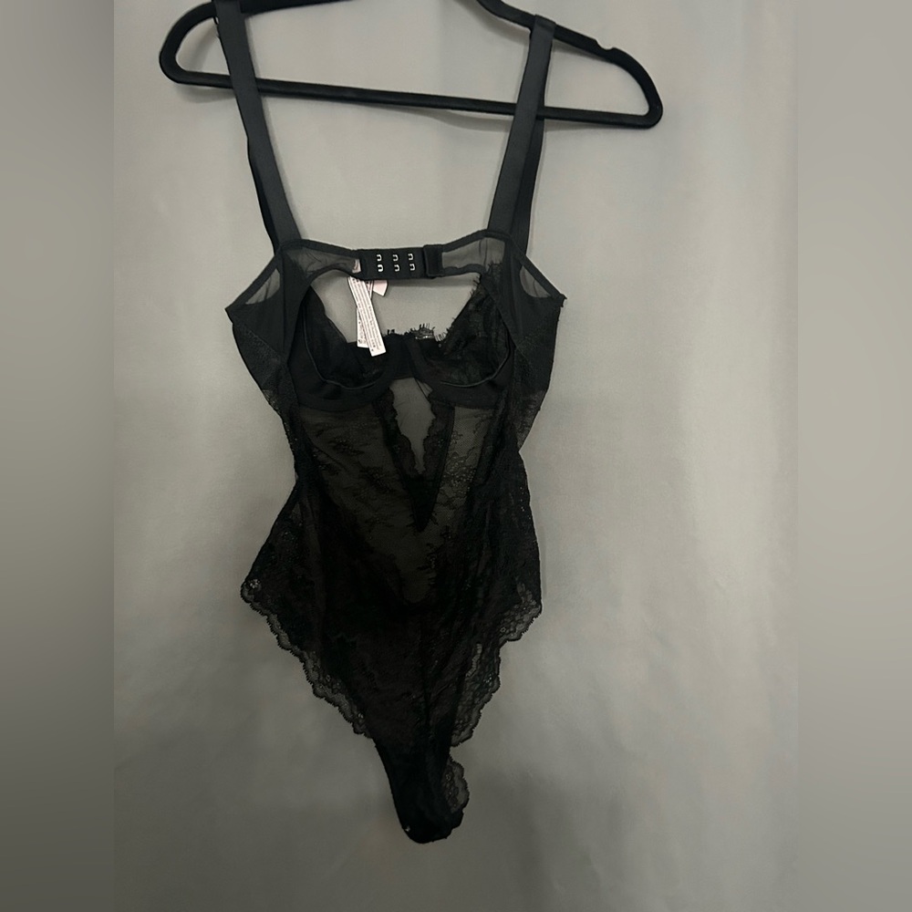 Victorias Secret Black Lace Lingerie - Picture 4 of 6
